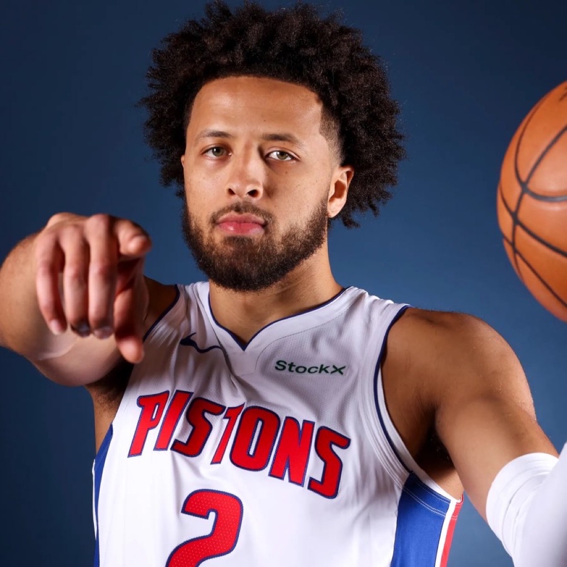 纽约尼克斯迎CBA季后赛关键赛,清晨队长鼓劲,气氛紧张,轮换策略成焦点 纽约尼克斯迎CBA季后赛关键赛,清晨队长鼓劲,气氛紧张,轮换策略成焦点